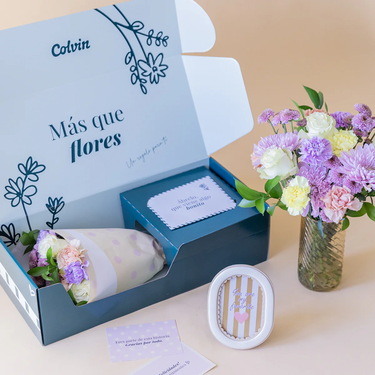 Viva la Novia - Ramo de flores y regalos para los novios