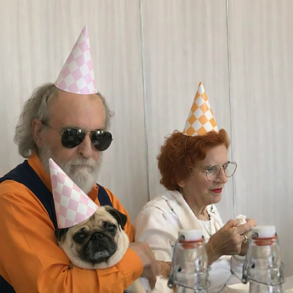 Feliz Cumple - Ramo de flores y kit de cumpleaños - Image 10